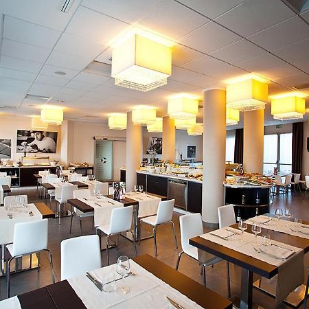 Hotel Fiera Rimini Eksteriør bilde