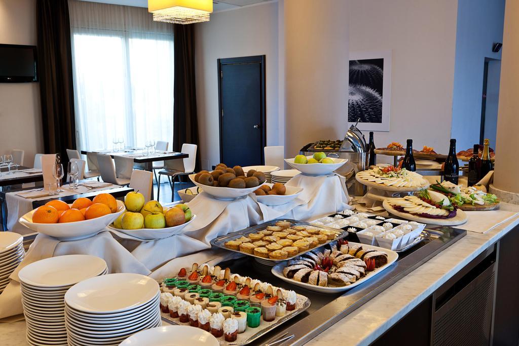 Hotel Fiera Rimini Eksteriør bilde